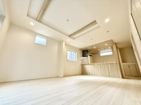 rO ṼrOLoBאڂa͗q₨ql̗Vяɂ􂵂܂B