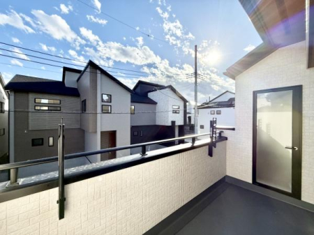 oRj[ OʂɍȂǍDłB󕨂悭A]y߂ґȃXy[XłB