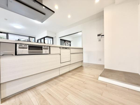 Lb` ƑƂ̉by݂Ȃ炨łlC̑ΖʎB
[LxŁAg₷ƃfUC˔Ă܂B