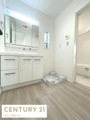 ʑEʏ ʎ͂Ƃ肠LŖ̏KłBʑ[ɂ́ApiXLPApiȂǂ[ł悤Xy[X[Ă܂I