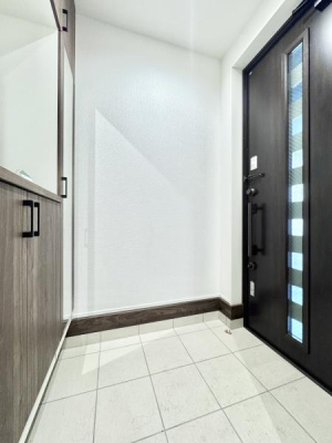 ���� ���邭�������̂��錺�ւ́A��e�ʂ̎��[�X�y�[�X�������ς��A�C�⏬�����������萮���ł���@�\�I�ȋ�Ԃł��B