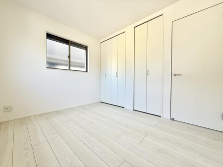 �q������ �q�ǂ������ɂ��œK�I
�e���������Ƒ����ꂼ��̐S�n�悢���Ԃ��߂�����悤�ȋ�Ԑ݌v�ɂȂ��Ă��܂��I