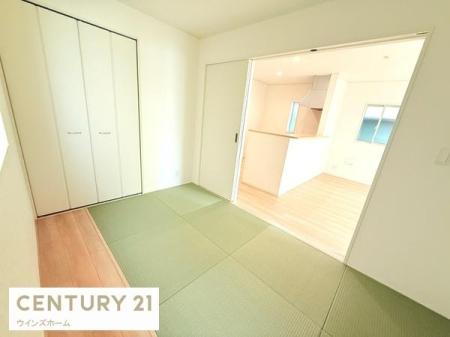 �a�� ���r���O�ƂȂ��鑱���Ԏd�l�B�����Q��q�ԂƂ��Ă��d�󂵂܂��B