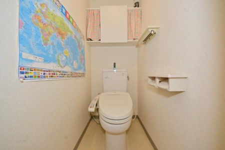 �g�C�� �g�C���͉������@�\�t���Ȃ̂Ń{�^����ŐS�n�ǂ������ł̑f������򂪉\�ƂȂ��Ă��܂��I�g�[�֍��Ŋ����������������ł��B�\���̃g�C���b�g�y�[�p�[��|���p��܂�u���Ă�������[���݂��܂����I