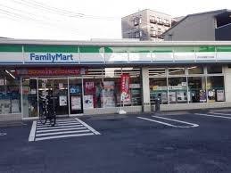 ���ӊ� �y�R���r�j�z�t�@�~���[�}�[�g�������܏��e�񒚖ړX�F320�u