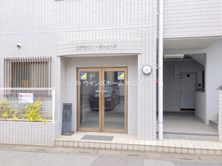 �G���g�����X -