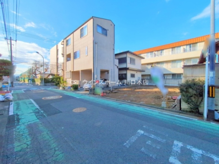 �O�ʓ��H�܂ތ��n�ʐ^ -