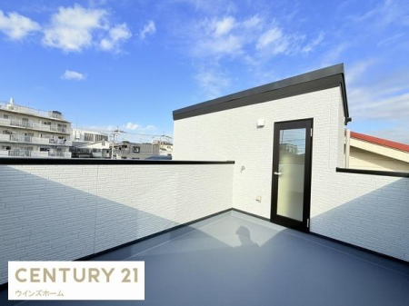 �o���R�j�[ ���[�t�o���R�j�[�͑��̃��r���O�Ƃ��ĉƑ��̌e���̏�ɂ��Ȃ�A�K�[�f�j���O�����y���߂܂��B