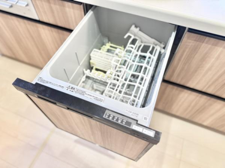 �L�b�`�� �r���g�C���H��@�t���̃V�X�e���L�b�`���ŉƎ��̕��S���y���A�Z�����p�p�}�}���T�|�[�g���܂��I