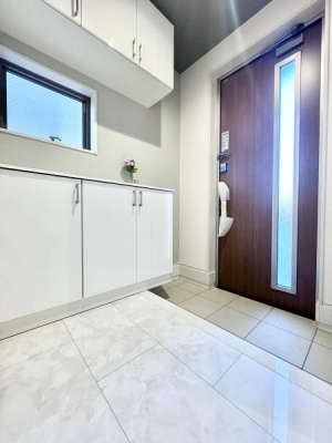 ���� ������������Ԃ����o���A���Ƒ��◈�q�҂��C�����悭�o�}���܂��B���[�͂̍����V���[�Y�{�b�N�X���ݒu���ꌺ�ւ��X�b�L���ƕۂĂ܂��I