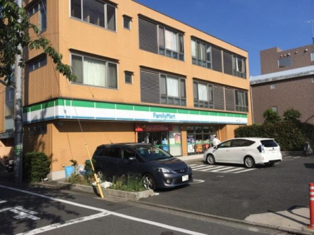 ���ӊ� �y�R���r�j�z�t�@�~���[�}�[�g���ʐ�񒚖ړX�F306�u