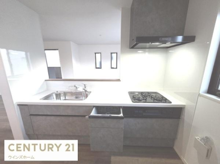 �L�b�`�� �Ǝ��̎��Z�Ɋ������r���g�C���H��@�t���I�Z�����������T�|�[�g���闊���ݔ��ł��B