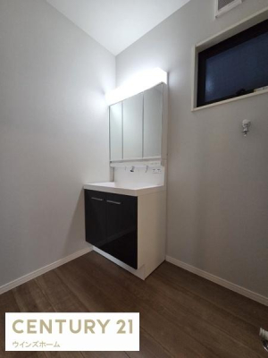 ���ʑ�E���ʏ� ���ʎ��͂�Ƃ肠��L���Ŗ����̏��������K�ł��B���ʑ���[�ɂ́A������p�i��X�L���P�A�p�i�Ȃǂ���������[�ł���悤�X�y�[�X���[�����Ă��܂��I