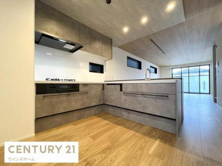 �L�b�`�� ���r���O�ւ̂Ȃ����������V�X�e���L�b�`���BL���^�œ������ǂ��A���K�ȃL�b�`���ł��I