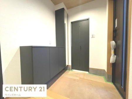 ���� ������������Ԃ����o���A���Ƒ��◈�q�҂��C�����悭�o�}���܂��B���[�͂̍����V���[�Y�{�b�N�X���ݒu���ꌺ�ւ��X�b�L���ƕۂĂ܂��I