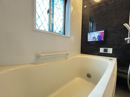 ���� �u�e���r���������c�ł������C�ɂ�����Ȃ���c�v����Ȏ��͂����C�Ńe���r������΂����̂ł��I�����e���r�t���Ȃ̂ł����C�ɐZ����Ȃ���e���r�ӏ܂��ł��A�ɂ����ė]�������Ȕ��g�����ދ����܂���I