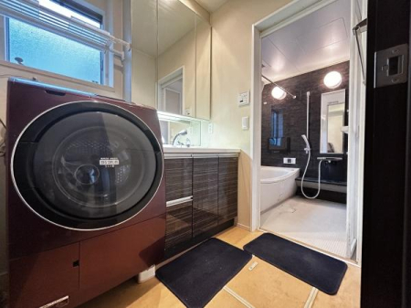 ���ʑ�E���ʏ� �g������̗ǂ��O�ʋ��^�C�v�̐��ʉ��ϑ�B�L�b�`���̋߂��ɗ�������ʒE�ߎ��Ȃǂ̐��܂���z�u�����A���X�̉Ǝ����X���[�Y�ɍs������K�����v�����ł��I