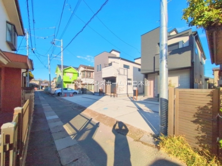 �O�ʓ��H�܂ތ��n�ʐ^ -