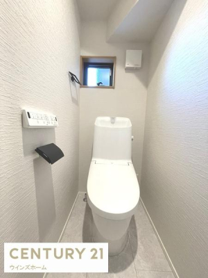 �g�C�� �g�C���͂P�E2�K�ɐݒu����Ă���A�������֍��t���̐����ȃg�C���B���t���Ŋ��C���ł��܂��B