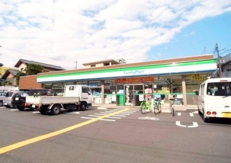 ���ӊ� �y�R���r�j�z�t�@�~���[�}�[�g�Y�a�{���X�F500�u