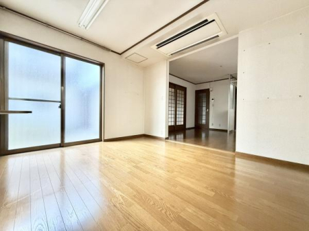 �m�� ��ʂ���̂��炩�ȓ��������S�n�悭�������ނ������B
�Q����q�ǂ������ɂ��҂�����̋�Ԃł��B