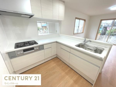 �L�b�`�� ��ƃX�y�[�X���L���A�����l�ł��������y���߂�L�^�L�b�`���I