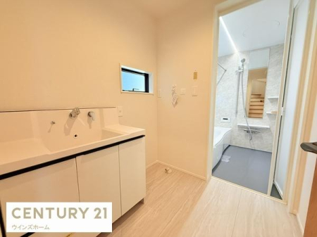 ���ʑ�E���ʏ� ���ʎ��͂�Ƃ肠��L���Ŗ����̏��������K�ł��B���ʑ���[�ɂ́A������p�i��X�L���P�A�p�i�Ȃǂ���������[�ł���悤�X�y�[�X���[�����Ă��܂��I