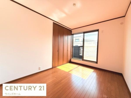 �m�� �o���R�j�[�ɖʂ����m����6���B�N���[�[�b�g�t���I����������������K�ȋ�Ԃł��낰�܂��I