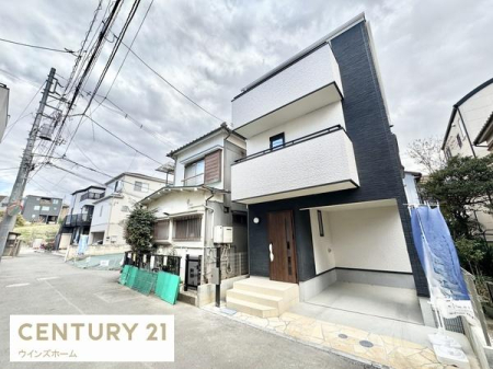 �O�ʓ��H�܂ތ��n�ʐ^ �O�ʓ��H�͖k����4���B�Ԓʂ�̏��Ȃ��ՐÂȏZ��n�B�����w�Z���߂��A���q�l�̒ʊw�����S�ł��I