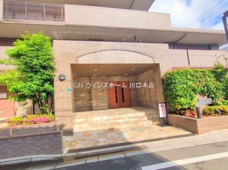 �G���g�����X -