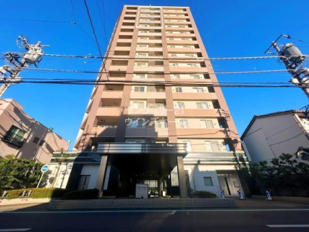 ���n�O�ώʐ^ �����ɐ�����u�z�J�v�w�k��5���I��a�n�E�X�������̉w�߃}���V�����B6�K�����̓쐼�����p�����ɂ���������E�ʕ��E���]�ǍD�ł��I��؂Ȃ��Ƒ��ł���y�b�g�Ƃ̕�炵���y���߂܂�(�ב�����)