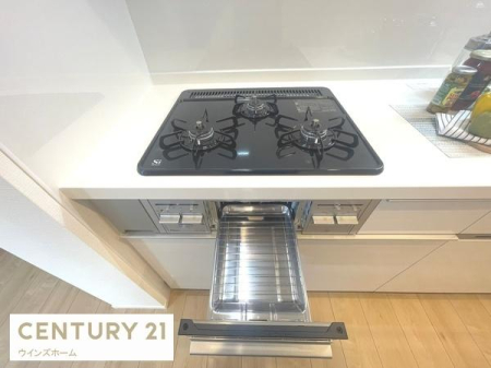 �L�b�`�� 3���K�X�R�������̗p���A�����������\�B�������̌������オ��@�\�I�Ő������̂���L�b�`���B