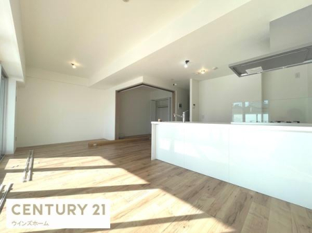 ���r���O �_�C�j���O�X�y�[�X���L�X�I�Ƒ��Ƃ̂Ȃ�������������Ԃł��B