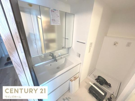 ���ʑ�E���ʏ� ���ʉ��ϑ�V�K�����ρI�V���v���ł���Ȃ���@�\�������˔����A���K�ȃT�j�^���[��Ԃ����������܂��B���[�X�y�[�X���������肠��܂��I