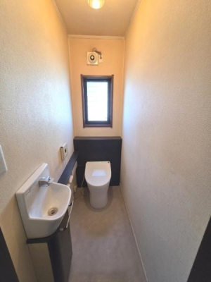 �g�C�� �g�C����1�K��2�K�ɂ���܂��B���t���Ŋ��C���\���ɍs���܂��I��􂢊�t���ł��I