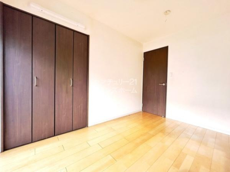 �m�� ���[�ɍ���Ȃ��悤�S�m���Ɏ��[��ݒu���܂����I�ו���u���ꏊ���m�ۂ����̂ł������̐������ڂ����₷���Ȃ�܂���B