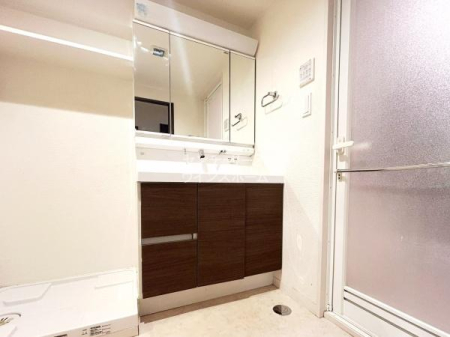 ���ʑ�E���ʏ� �����ڂ̔����������ł͂Ȃ��@�\�����ǋ������A�g������̗ǂ�3�ʋ��^�C�v�̃V�����v�[�h���b�T�[�B���̊p�x���ς�����̂Ńw�A�X�^�C���⃁�C�N�ɂ��������Ɋ������ł��ˁI