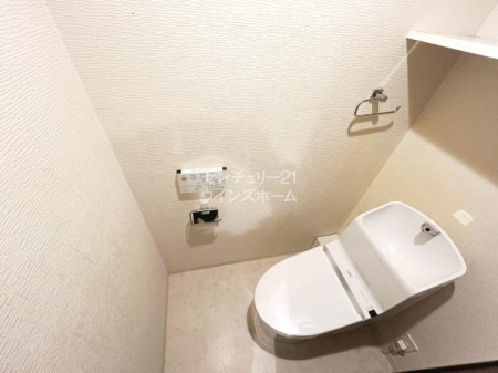 �g�C�� �g�C���͉������@�\�t���Ȃ̂Ń{�^����ŐS�n�ǂ������ł̑f������򂪉\�ƂȂ��Ă��܂��I�g�[�֍��Ŋ������̒����q���b�Ƃ��������ł��B