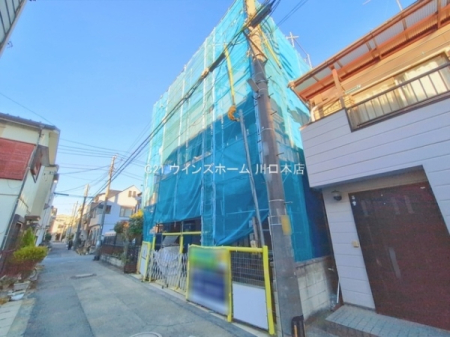 �O�ʓ��H�܂ތ��n�ʐ^ -