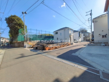 �O�ʓ��H�܂ތ��n�ʐ^ -