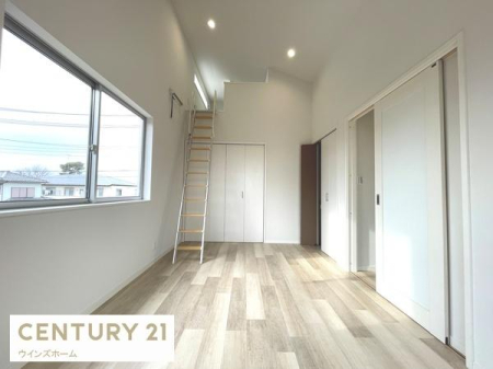 �m�� ���炩�ȓ��������S�n�悭�������ނ�������6.5���̂�Ƃ肠��L���B���t�g�{�N���[�[�b�g�����ŐQ����q�ǂ������ɂ��҂�����̋�Ԃł��B