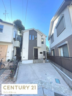 ���ԏ� �J�[�X�y�[�X1��L��܂��I���]�Ԃ��u�����Ƃ��\�Ȓ��ԏ�ł��B