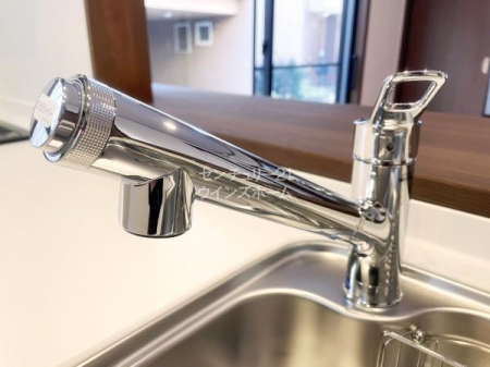 �L�b�`�� �L�b�`�������͈��S�ł���������������y�ɗ��p�ł���򐅊������I���ł��L���C�Ȃ����𗘗p�ł���̂ł��т������������������ł��B�V�����[�����Ȃ̂ŃV���N�̉�����T�T���Ɛ􂢗����Ă�����ꃉ�N���N�I