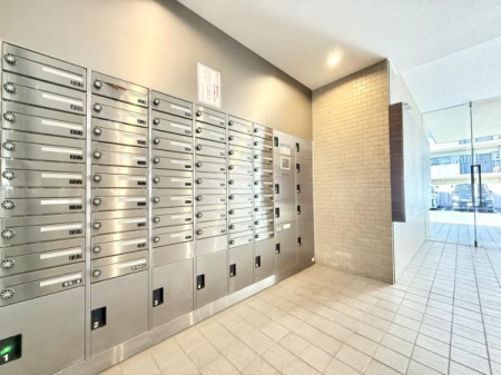 ���̑����p�� �`�X�փ|�X�g�t�߂̗l�q�`��z�{�b�N�X������A�֗��ł��I