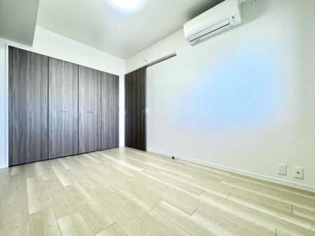 �Q�� ��Q����6���I�N���[�[�b�g���ݒu����Ă���A�������ڂ����₷���Ȃ�܂��I