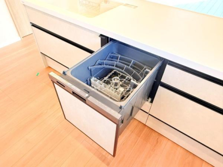 �L�b�`�� �L�b�`���ɂ͐H��@�������I��􂢂ɔ�א��̎g�p�ʂ����Ȃ��čς݁A�������ŏ��ی��ʂ�����A��������X�b�L���I��Еt���̎�Ԃ��Ȃ���̂ŁA�H��͂�����肵�ł��܂��ˁB