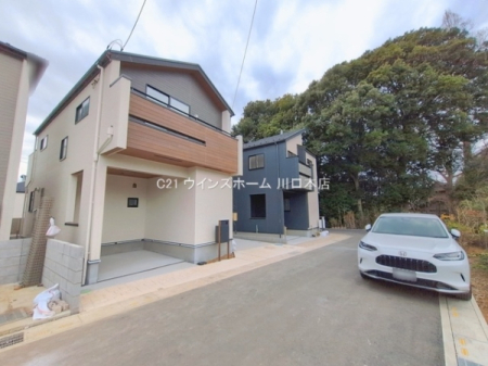 �O�ʓ��H�܂ތ��n�ʐ^ -