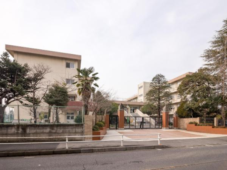 ���ӊ� �y���w�Z�z�������܎s����Y�a���w�Z�F1300�u