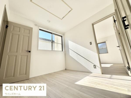 ���̑����� �K�i��������Q�K�ɂ̓J�E���^�[�{���������[�t���̃t���[�X�y�[�X�����p�ӂ��܂����I���q���܂̕׋���PC��Ƃ����������A�������������p�r�F�X���g�����������܂��I