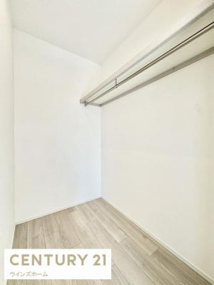 ���[ �E�H�[�N�C���N���[�[�b�g�����p�ӁI�G�ߕ��̉Ɠd��X�[�c�P�[�X�A���z�c�Ȃǂ��܂Ƃ߂Ď��[�ł��܂��I